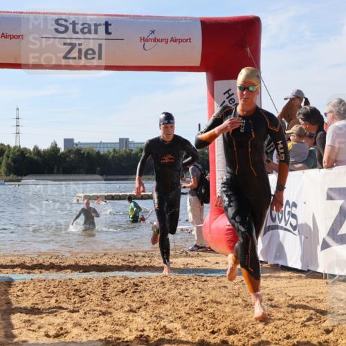 07.09.2025 - 19. Norderstedt Triathlon Luisa Fischer http://msf.ph/oto/8747464 07.09.2025 10:49:04 Schwimmen 1163, 1165, 1168, 1185, 1191, 1196 meine-sportfotos.de