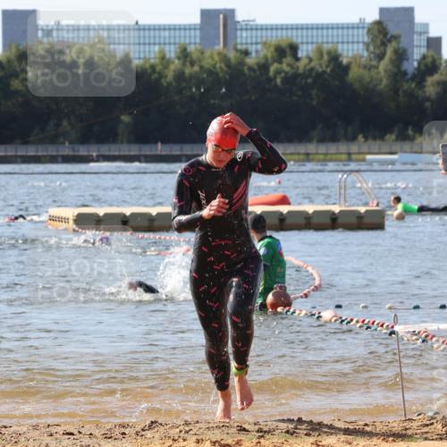 07.09.2025 - 19. Norderstedt Triathlon Luisa Fischer http://msf.ph/oto/8747486 07.09.2025 10:49:08 Schwimmen 1163, 1165, 1168, 1185, 1191, 1196 meine-sportfotos.de