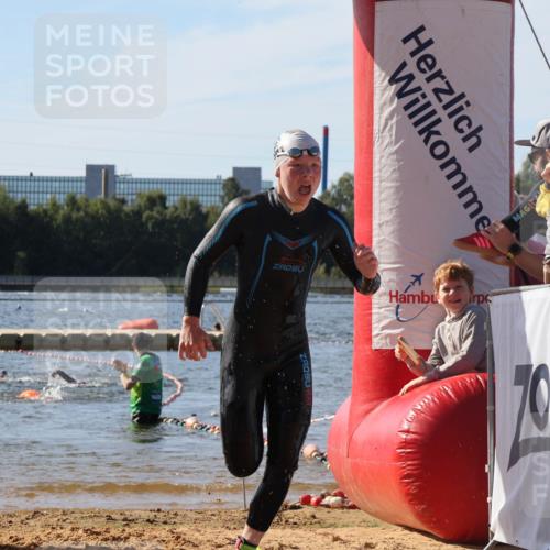 07.09.2025 - 19. Norderstedt Triathlon Luisa Fischer http://msf.ph/oto/8747533 07.09.2025 10:49:19 Schwimmen 1180, 1196 meine-sportfotos.de