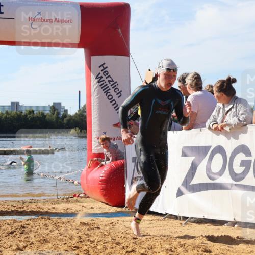 07.09.2025 - 19. Norderstedt Triathlon Luisa Fischer http://msf.ph/oto/8747547 07.09.2025 10:49:20 Schwimmen 1180, 1196 meine-sportfotos.de