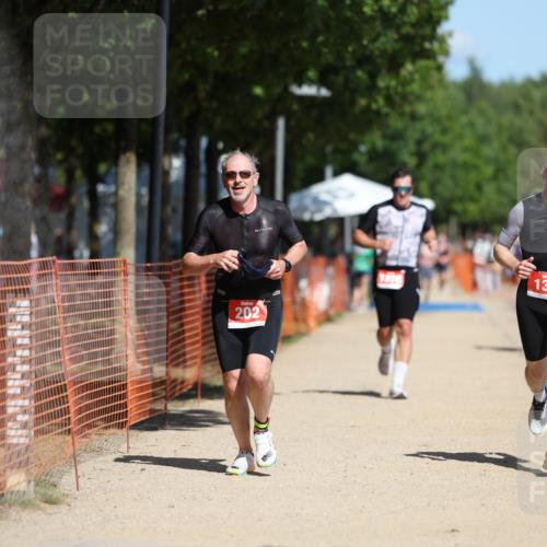 07.09.2025 - 19. Norderstedt Triathlon Michael Strokosch http://msf.ph/oto/8747576 07.09.2025 12:38:07 Laufen 136, 202, 1378 meine-sportfotos.de
