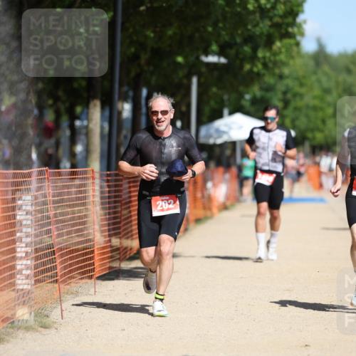07.09.2025 - 19. Norderstedt Triathlon Michael Strokosch http://msf.ph/oto/8747584 07.09.2025 12:38:07 Laufen 136, 202, 1378 meine-sportfotos.de
