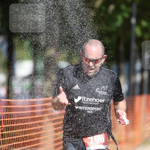 07.09.2025 - 19. Norderstedt Triathlon Michael Strokosch http://msf.ph/oto/8747631 07.09.2025 12:01:18 Laufen 796, 1348 meine-sportfotos.de