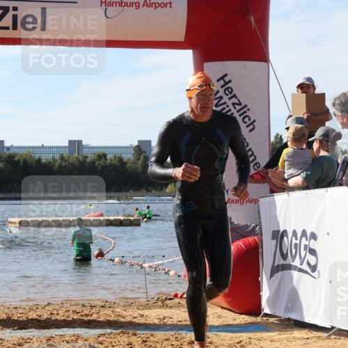 07.09.2025 - 19. Norderstedt Triathlon Luisa Fischer http://msf.ph/oto/8747637 07.09.2025 10:49:43 Schwimmen 225, 231, 1188 meine-sportfotos.de