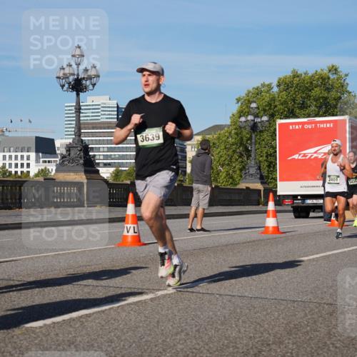 07.09.2025 - BARMER Alsterlauf Yannick Fuchs http://msf.ph/oto/8747645 07.09.2025 09:32:39 Laufen 3639, 2401, 1, 5436, 3733, 2964 meine-sportfotos.de