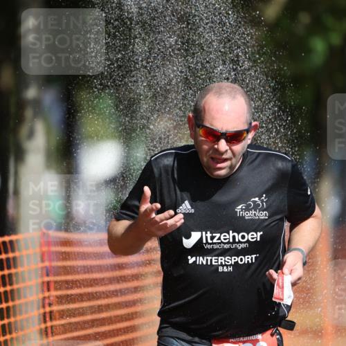 07.09.2025 - 19. Norderstedt Triathlon Michael Strokosch http://msf.ph/oto/8747647 07.09.2025 12:01:18 Laufen 796, 1348 meine-sportfotos.de