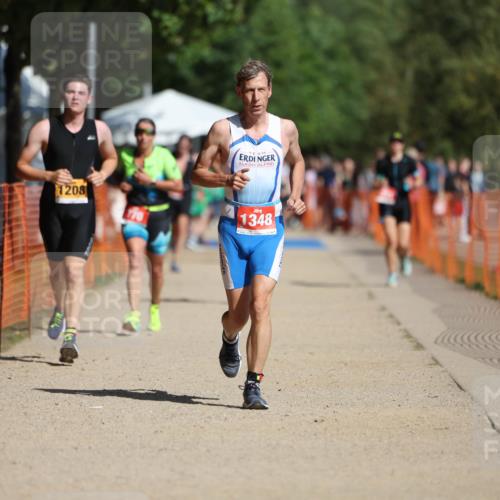 07.09.2025 - 19. Norderstedt Triathlon Michael Strokosch http://msf.ph/oto/8747712 07.09.2025 12:01:23 Laufen 770, 1208, 1348 meine-sportfotos.de