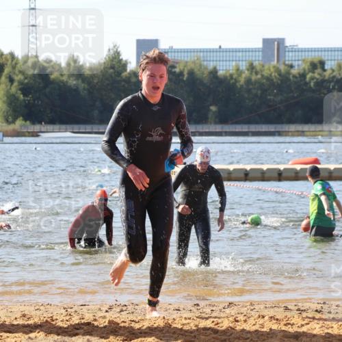 07.09.2025 - 19. Norderstedt Triathlon Luisa Fischer http://msf.ph/oto/8747738 07.09.2025 10:50:02 Schwimmen 1158, 1171, 1176, 1355 meine-sportfotos.de