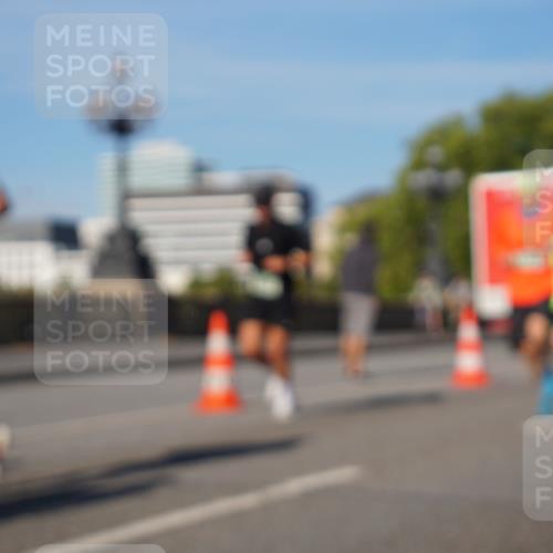07.09.2025 - BARMER Alsterlauf Yannick Fuchs http://msf.ph/oto/8747788 07.09.2025 09:32:43 Laufen  meine-sportfotos.de
