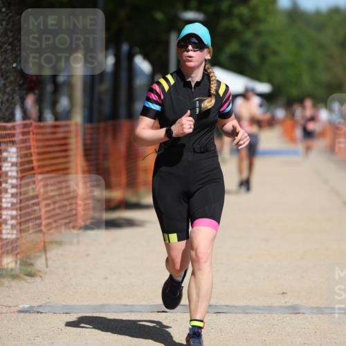 07.09.2025 - 19. Norderstedt Triathlon Michael Strokosch http://msf.ph/oto/8747802 07.09.2025 12:38:20 Laufen 182, 299, 715 meine-sportfotos.de