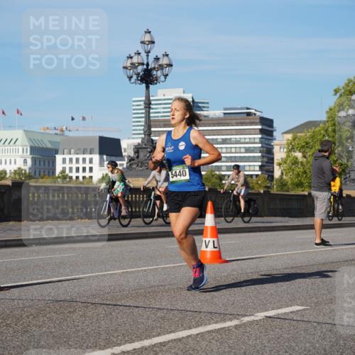 07.09.2025 - BARMER Alsterlauf Yannick Fuchs http://msf.ph/oto/8747888 07.09.2025 09:32:47 Laufen 5440, 1 meine-sportfotos.de