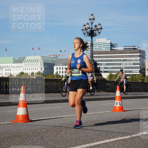 07.09.2025 - BARMER Alsterlauf Yannick Fuchs http://msf.ph/oto/8747907 07.09.2025 09:32:47 Laufen 5440 meine-sportfotos.de