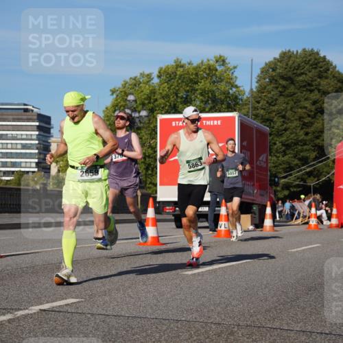 07.09.2025 - BARMER Alsterlauf Yannick Fuchs http://msf.ph/oto/8748000 07.09.2025 09:32:51 Laufen 2658, 370, 5863, 5057, 5447 meine-sportfotos.de