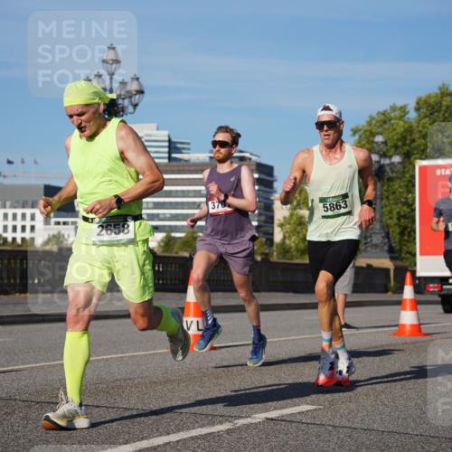 07.09.2025 - BARMER Alsterlauf Yannick Fuchs http://msf.ph/oto/8748026 07.09.2025 09:32:52 Laufen 2658, 370, 5863, 5057, 2822 meine-sportfotos.de