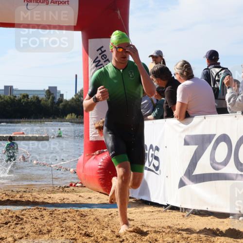 07.09.2025 - 19. Norderstedt Triathlon Luisa Fischer http://msf.ph/oto/8748048 07.09.2025 10:50:53 Schwimmen 749, 1173 meine-sportfotos.de
