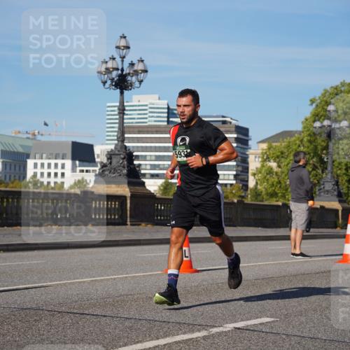 07.09.2025 - BARMER Alsterlauf Yannick Fuchs http://msf.ph/oto/8748129 07.09.2025 09:32:59 Laufen 593 meine-sportfotos.de