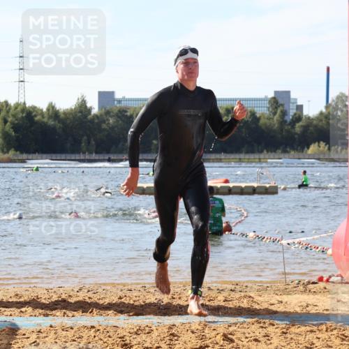 07.09.2025 - 19. Norderstedt Triathlon Luisa Fischer http://msf.ph/oto/8748145 07.09.2025 10:51:06 Schwimmen 749, 1172, 1202 meine-sportfotos.de