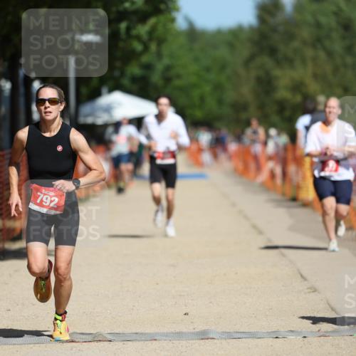 07.09.2025 - 19. Norderstedt Triathlon Michael Strokosch http://msf.ph/oto/8748186 07.09.2025 12:39:01 Laufen 165, 273, 724, 792 meine-sportfotos.de