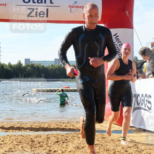 07.09.2025 - 19. Norderstedt Triathlon Luisa Fischer http://msf.ph/oto/8748277 07.09.2025 10:51:29 Schwimmen 821, 1166, 1174, 1208, 1341 meine-sportfotos.de