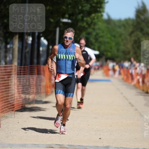 07.09.2025 - 19. Norderstedt Triathlon Michael Strokosch http://msf.ph/oto/8748299 07.09.2025 12:39:12 Laufen 791, 826, 849 meine-sportfotos.de