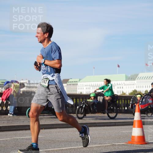 07.09.2025 - BARMER Alsterlauf Yannick Fuchs http://msf.ph/oto/8748313 07.09.2025 09:33:08 Laufen 747 meine-sportfotos.de