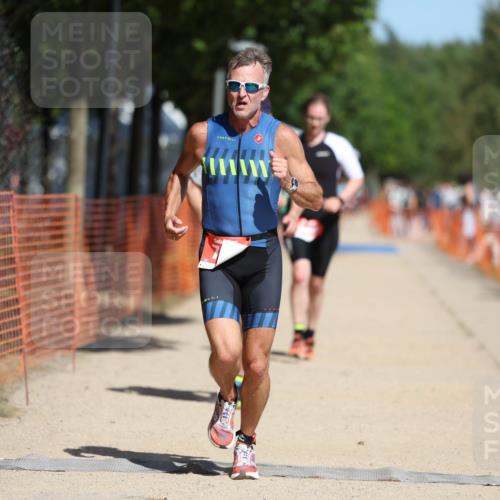 07.09.2025 - 19. Norderstedt Triathlon Michael Strokosch http://msf.ph/oto/8748320 07.09.2025 12:39:12 Laufen 791, 826, 849 meine-sportfotos.de
