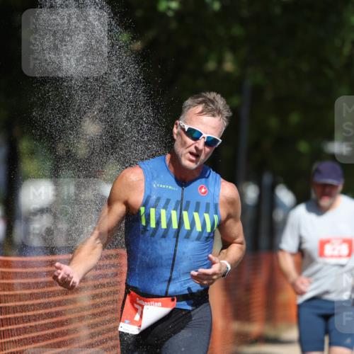 07.09.2025 - 19. Norderstedt Triathlon Michael Strokosch http://msf.ph/oto/8748344 07.09.2025 12:39:13 Laufen 791, 826, 849 meine-sportfotos.de
