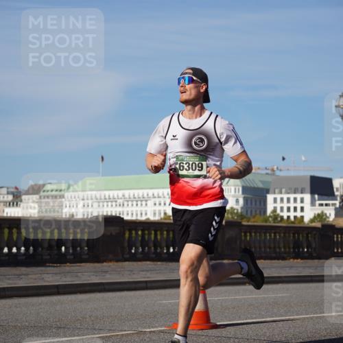 07.09.2025 - BARMER Alsterlauf Yannick Fuchs http://msf.ph/oto/8748373 07.09.2025 09:33:12 Laufen 6309 meine-sportfotos.de