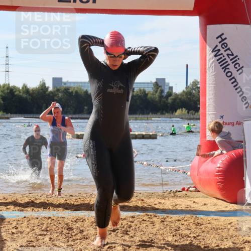 07.09.2025 - 19. Norderstedt Triathlon Luisa Fischer http://msf.ph/oto/8748458 07.09.2025 10:52:00 Schwimmen 844, 1164, 1178, 1211, 1340, 1390 meine-sportfotos.de