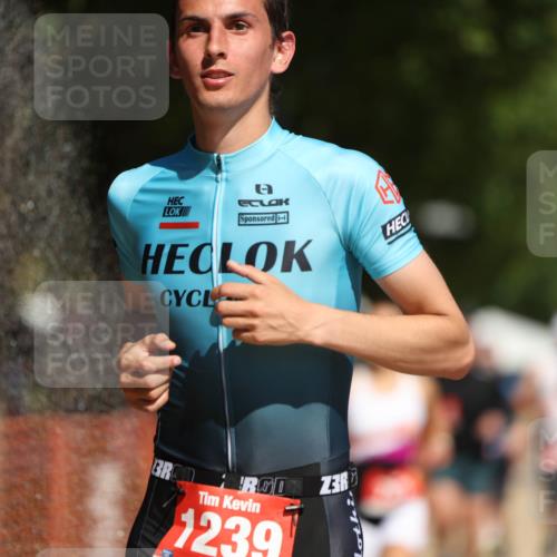 07.09.2025 - 19. Norderstedt Triathlon Michael Strokosch http://msf.ph/oto/8748496 07.09.2025 12:39:51 Laufen 243, 748, 767, 778, 856, 1239, 1255, 1276 meine-sportfotos.de