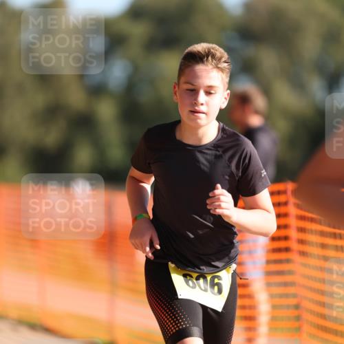 07.09.2025 - 19. Norderstedt Triathlon Michael Strokosch http://msf.ph/oto/8748538 07.09.2025 09:47:02 Laufen 602, 606, 608, 615, 622 meine-sportfotos.de