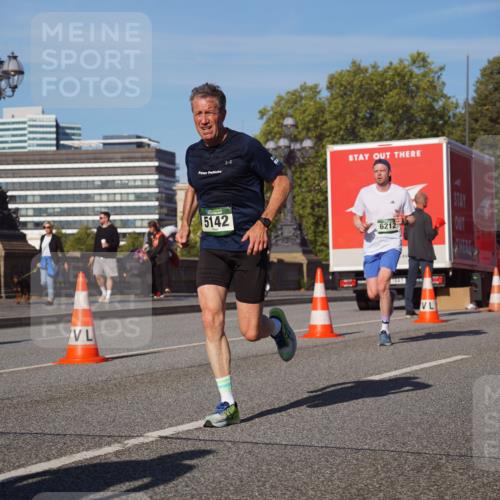 07.09.2025 - BARMER Alsterlauf Yannick Fuchs http://msf.ph/oto/8748560 07.09.2025 09:33:19 Laufen 5142, 6212 meine-sportfotos.de