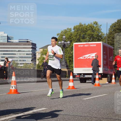 07.09.2025 - BARMER Alsterlauf Yannick Fuchs http://msf.ph/oto/8748673 07.09.2025 09:33:25 Laufen 6040, 2914 meine-sportfotos.de
