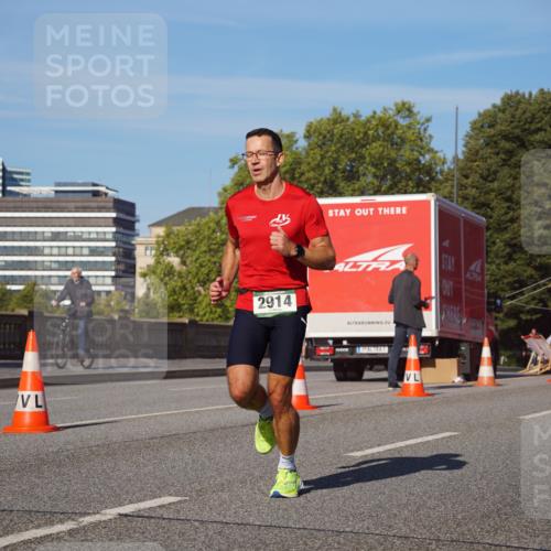 07.09.2025 - BARMER Alsterlauf Yannick Fuchs http://msf.ph/oto/8748733 07.09.2025 09:33:27 Laufen 2914 meine-sportfotos.de