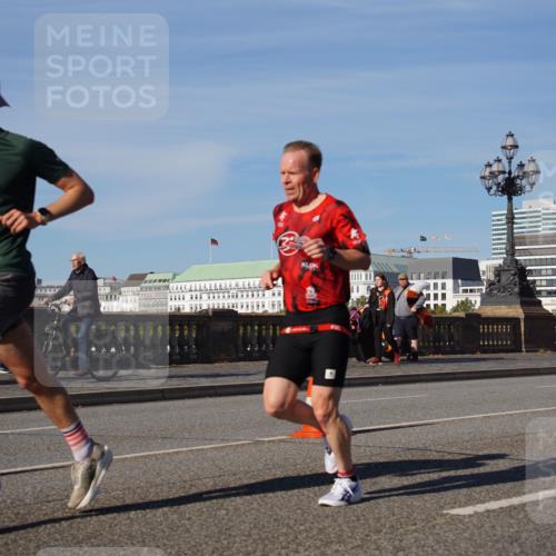 07.09.2025 - BARMER Alsterlauf Yannick Fuchs http://msf.ph/oto/8748828 07.09.2025 09:33:32 Laufen 2358 meine-sportfotos.de