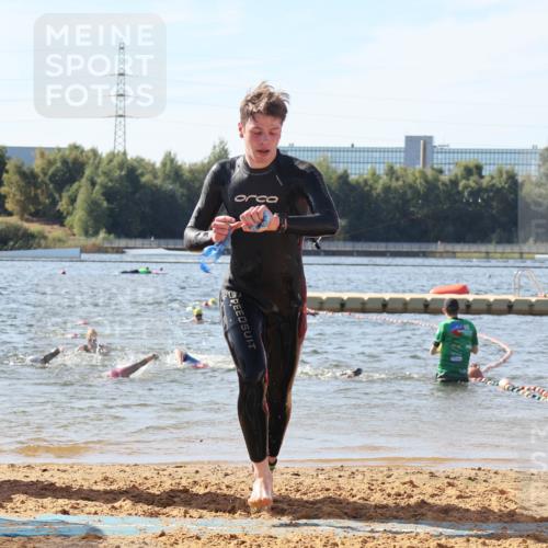 07.09.2025 - 19. Norderstedt Triathlon Luisa Fischer http://msf.ph/oto/8748838 07.09.2025 10:54:08 Schwimmen 1199, 1313 meine-sportfotos.de