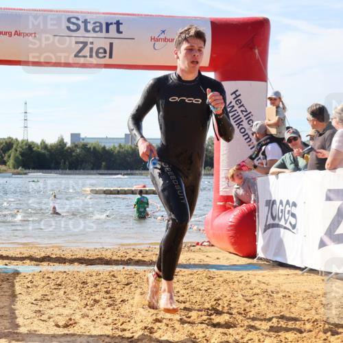 07.09.2025 - 19. Norderstedt Triathlon Luisa Fischer http://msf.ph/oto/8748856 07.09.2025 10:54:09 Schwimmen 1199, 1313 meine-sportfotos.de