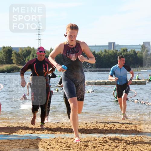 07.09.2025 - 19. Norderstedt Triathlon Luisa Fischer http://msf.ph/oto/8748869 07.09.2025 10:54:21 Schwimmen 199, 734, 770, 1182, 1187, 1200 meine-sportfotos.de