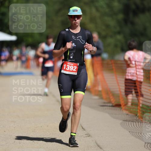 07.09.2025 - 19. Norderstedt Triathlon Michael Strokosch http://msf.ph/oto/8748959 07.09.2025 12:40:44 Laufen 218, 233, 709, 1392 meine-sportfotos.de