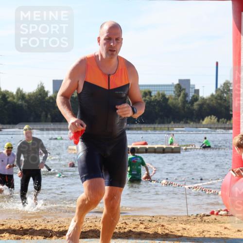 07.09.2025 - 19. Norderstedt Triathlon Luisa Fischer http://msf.ph/oto/8748980 07.09.2025 10:54:45 Schwimmen 771, 833, 1197 meine-sportfotos.de