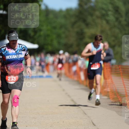 07.09.2025 - 19. Norderstedt Triathlon Michael Strokosch http://msf.ph/oto/8748988 07.09.2025 12:40:46 Laufen 218, 233, 709, 1392 meine-sportfotos.de