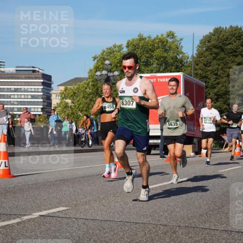 07.09.2025 - BARMER Alsterlauf Yannick Fuchs http://msf.ph/oto/8749049 07.09.2025 09:33:44 Laufen 8455, 6307, 5210, 3852, 5635, 823, 55, 4307 meine-sportfotos.de