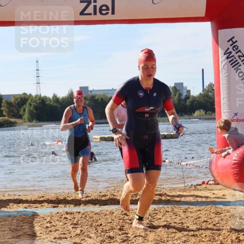 07.09.2025 - 19. Norderstedt Triathlon Luisa Fischer http://msf.ph/oto/8749095 07.09.2025 10:55:13 Schwimmen 276, 306, 834, 1159, 1181, 1183, 1207, 1257 meine-sportfotos.de