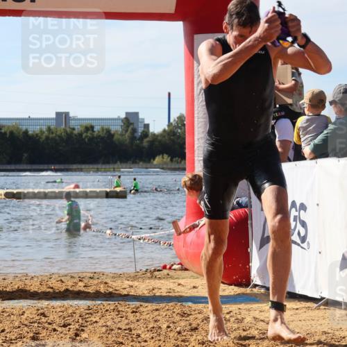 07.09.2025 - 19. Norderstedt Triathlon Luisa Fischer http://msf.ph/oto/8749142 07.09.2025 10:55:35 Schwimmen 774, 796, 1219, 1236 meine-sportfotos.de