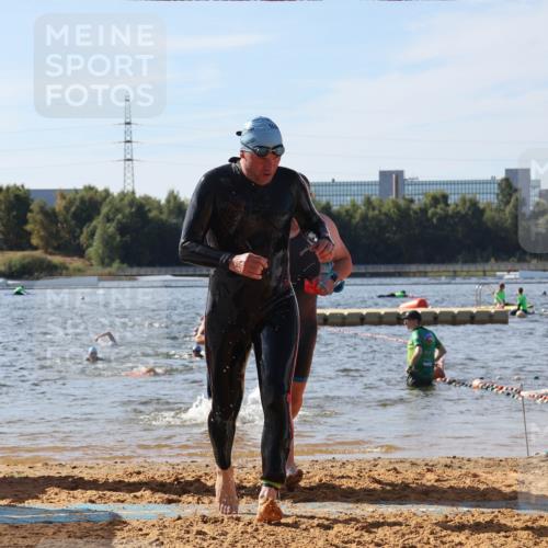 07.09.2025 - 19. Norderstedt Triathlon Luisa Fischer http://msf.ph/oto/8749148 07.09.2025 10:55:39 Schwimmen 774, 796, 1184, 1219 meine-sportfotos.de