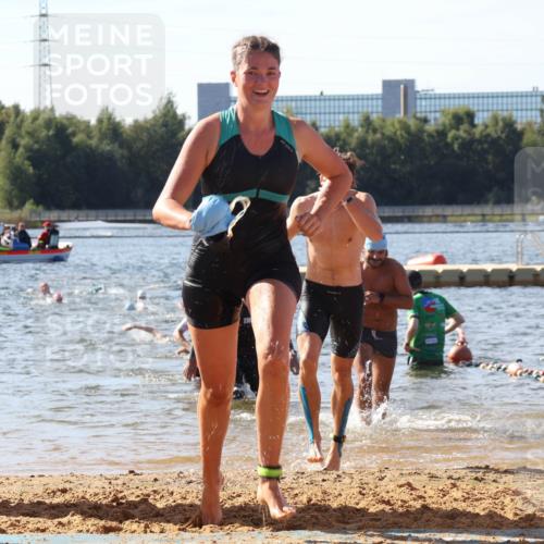 07.09.2025 - 19. Norderstedt Triathlon Luisa Fischer http://msf.ph/oto/8749236 07.09.2025 10:56:15 Schwimmen 229, 760, 1206, 1308, 1314 meine-sportfotos.de