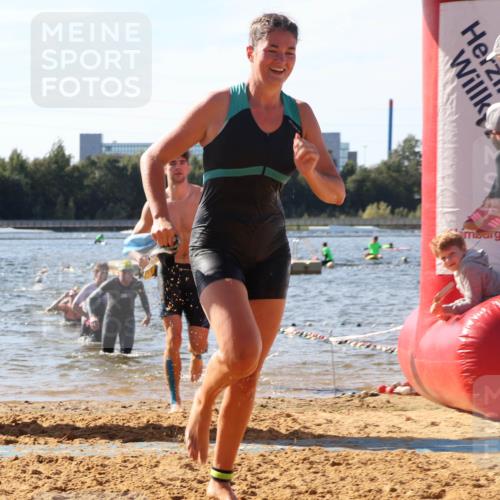 07.09.2025 - 19. Norderstedt Triathlon Luisa Fischer http://msf.ph/oto/8749245 07.09.2025 10:56:16 Schwimmen 229, 760, 1206, 1308, 1314 meine-sportfotos.de