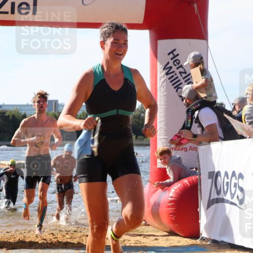 07.09.2025 - 19. Norderstedt Triathlon Luisa Fischer http://msf.ph/oto/8749248 07.09.2025 10:56:16 Schwimmen 229, 760, 1206, 1308, 1314 meine-sportfotos.de