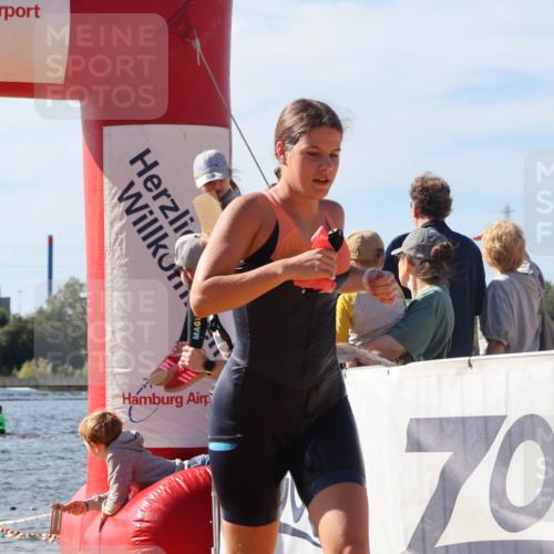 07.09.2025 - 19. Norderstedt Triathlon Luisa Fischer http://msf.ph/oto/8749313 07.09.2025 10:56:29 Schwimmen 203, 760, 1194, 1195, 1206 meine-sportfotos.de
