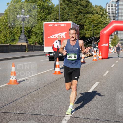 07.09.2025 - BARMER Alsterlauf Yannick Fuchs http://msf.ph/oto/8749319 07.09.2025 09:33:59 Laufen 3516 meine-sportfotos.de